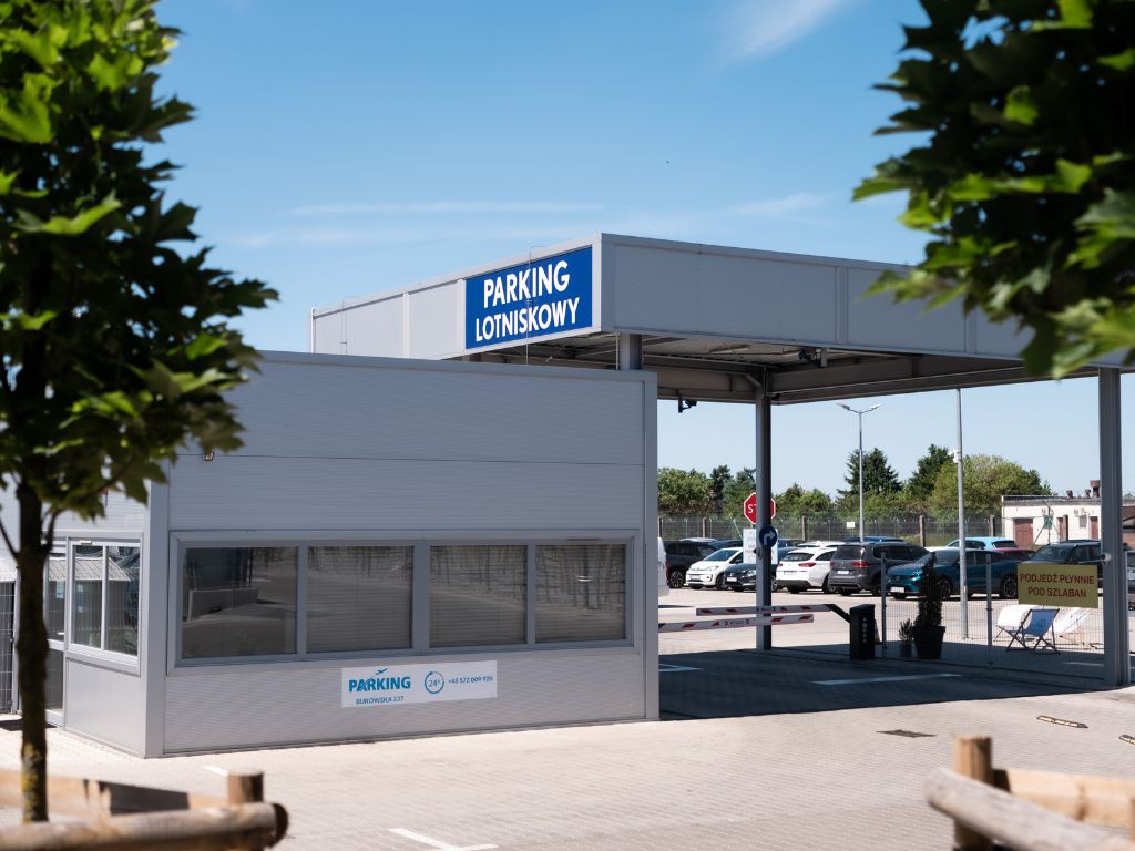 parking-lotnisko-lawica-237-4